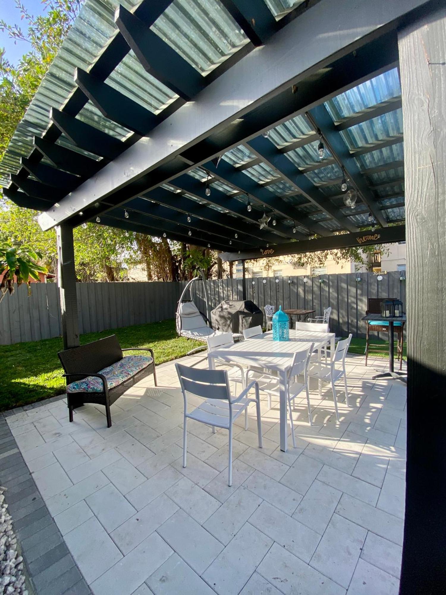 Heart Of Luxury 4br Pool 5 Min Holiday home *